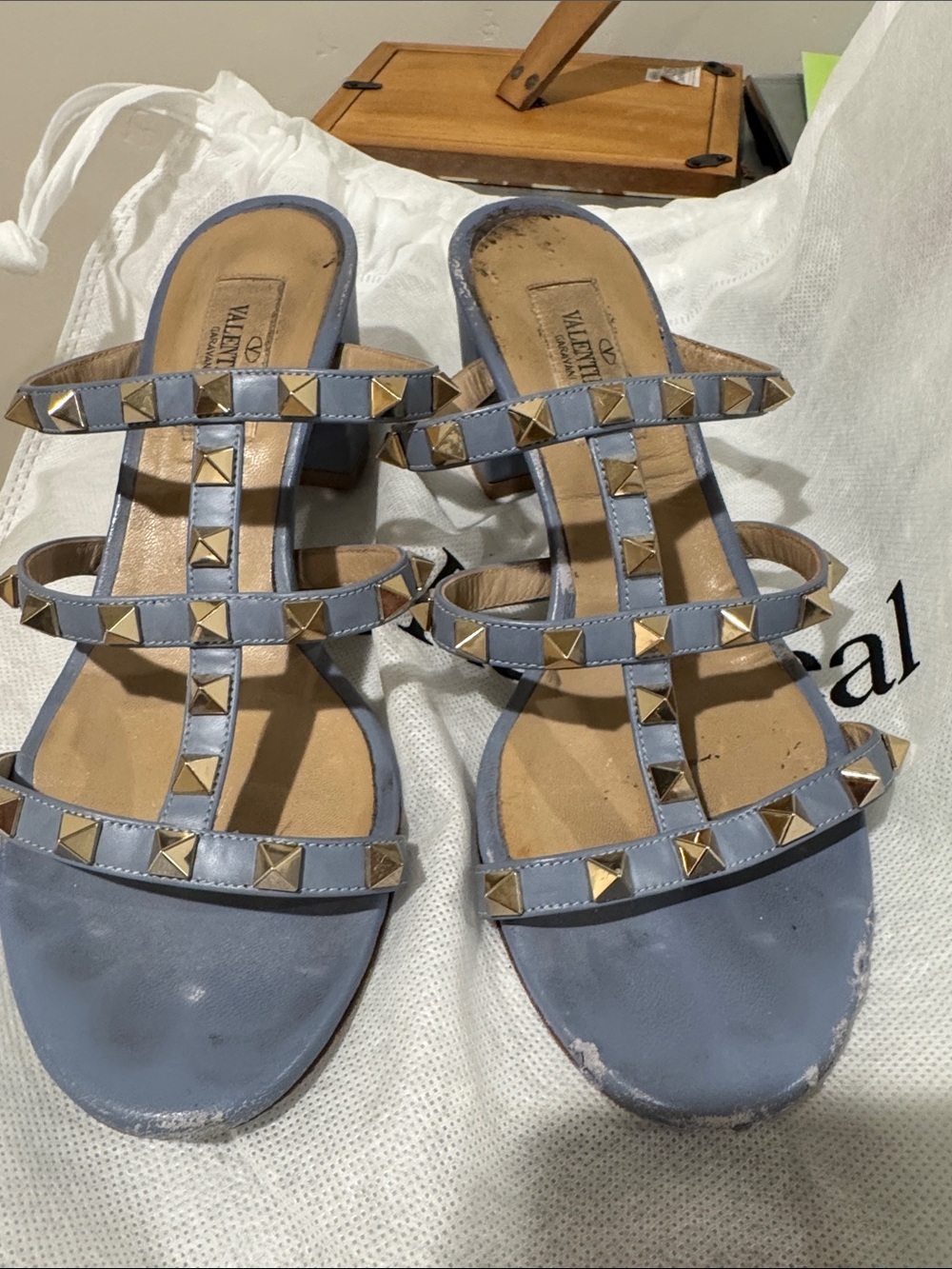 Valentino Light Blue Pyramid Stud Slide Heels 36.5 - Picture 3 of 6